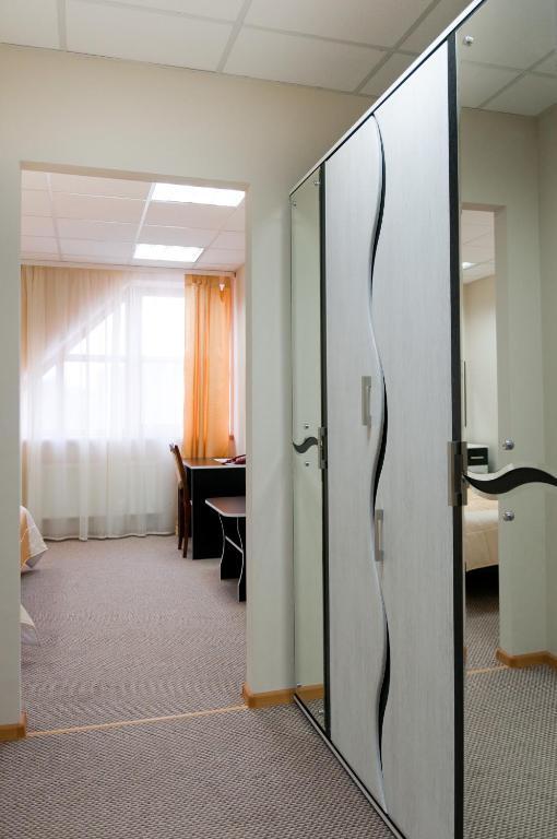 Avenue Hotel Zaslawye 객실 사진
